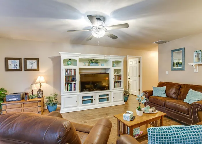 Route 66 Gem! Charming W/ Yard Ferienhaus Litchfield