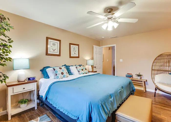 Ferienhaus Route 66 Gem! Charming W/ Yard Litchfield